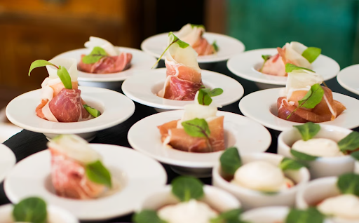 From Setup to Cleanup: How a Catering Service Can Make Your Life Easier